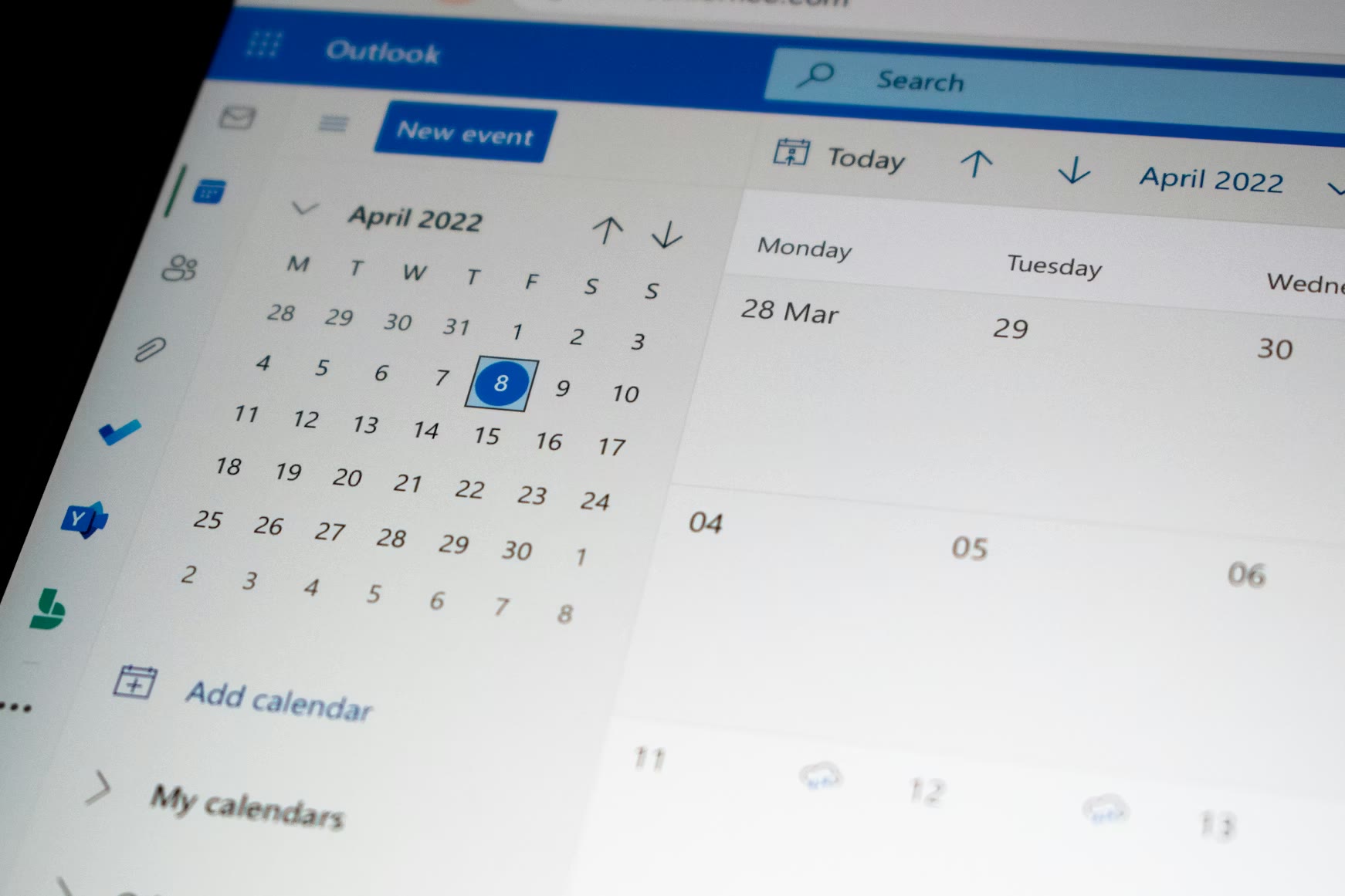 Outlook calendar open on a laptop screen